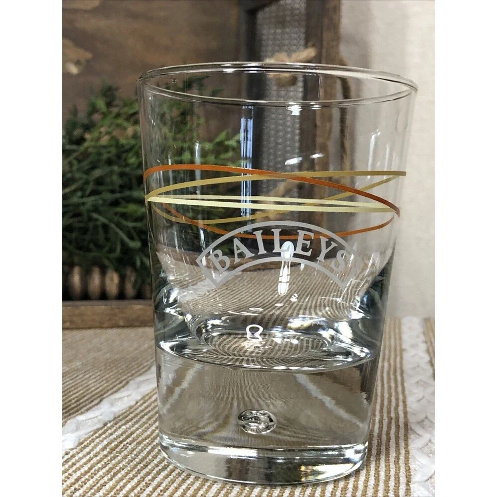 Baileys Original Irish Cream, Bubble Base Rocks Latte Ring Logo Glasses Set of 2